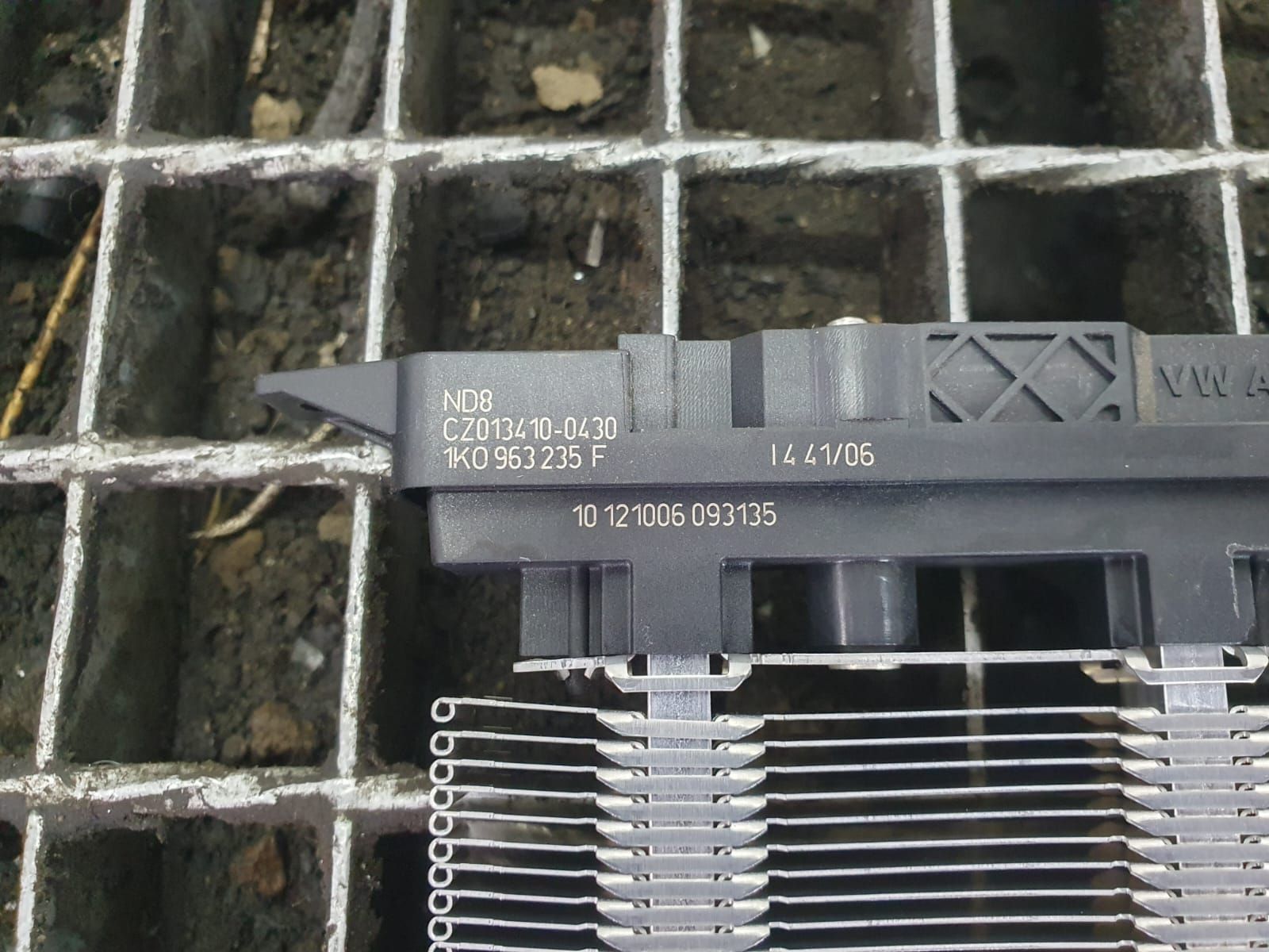 Rezistenta electrica bord 1k0963235f Volkswagen VW Golf 5 [2003 - 200