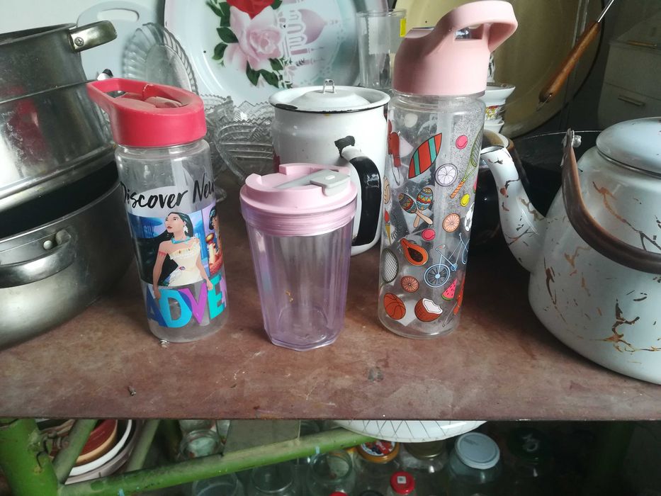 Бутылочки для воды,посуда