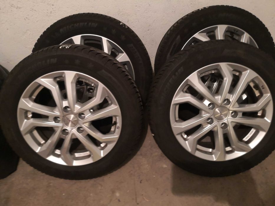 Jante aliaj Dezent si anvelope Michelin alpine5 noi noute skoda