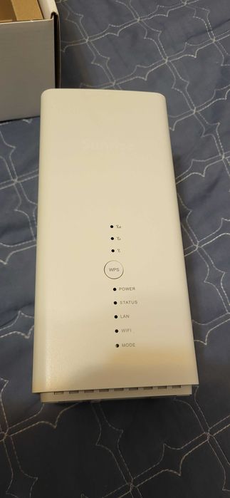 Router 4G+ wireless Huawei B618s-22D, AC Dual Band, cu SIM, LTE CAT11