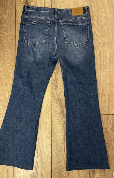 Сини модерни дънки