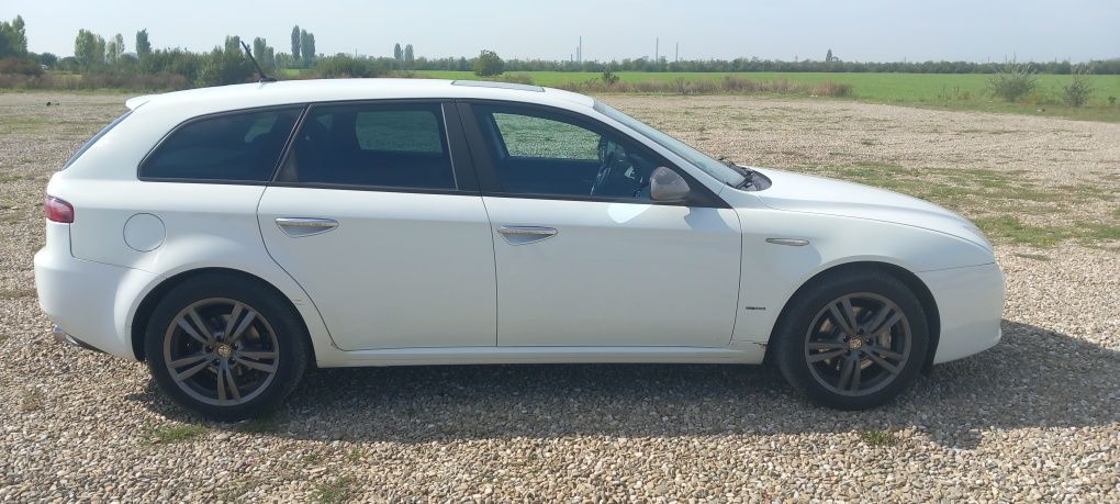 Alfa romeo 159 2011