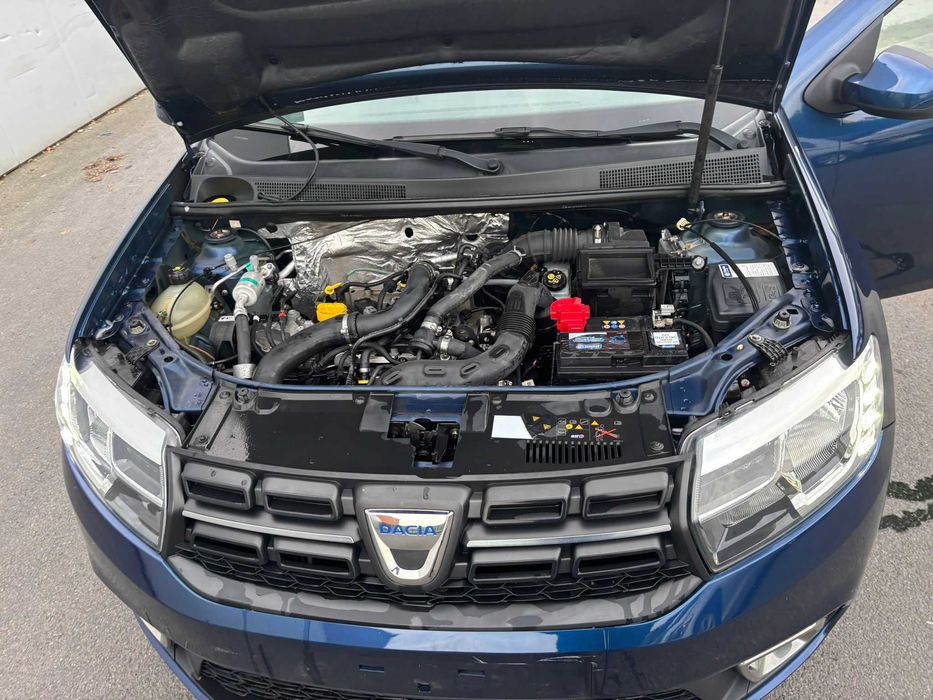 Dacia Sandero - ușor avariat / 2018 / 150.000 km