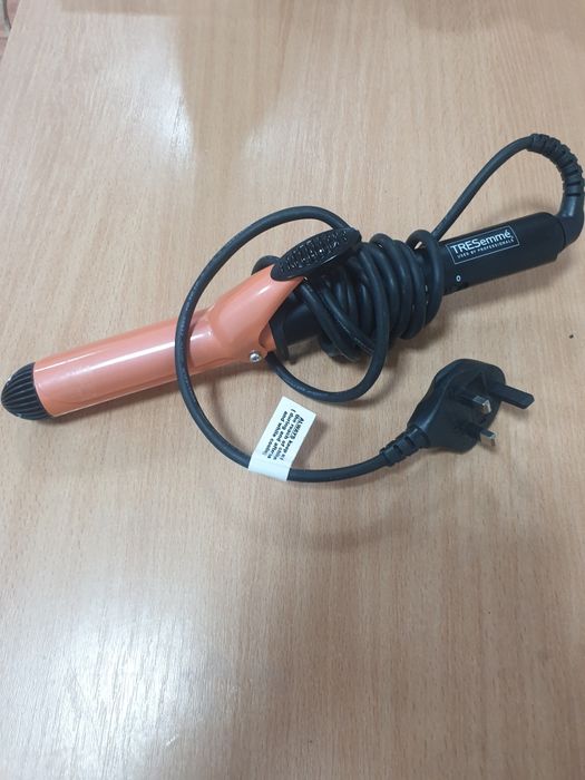 Placi si ondulatoare. 40 lei bucata