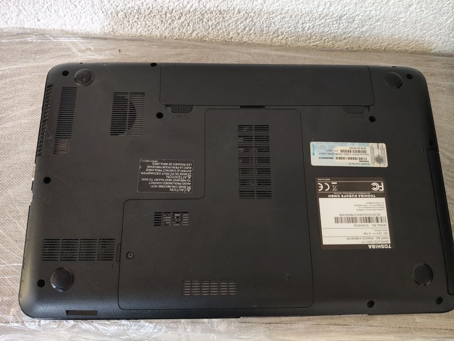 Toshiba SATELLITE L855-11T gaming