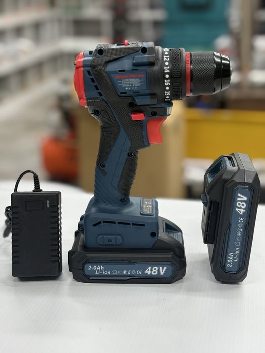 Шуруповерт дрель