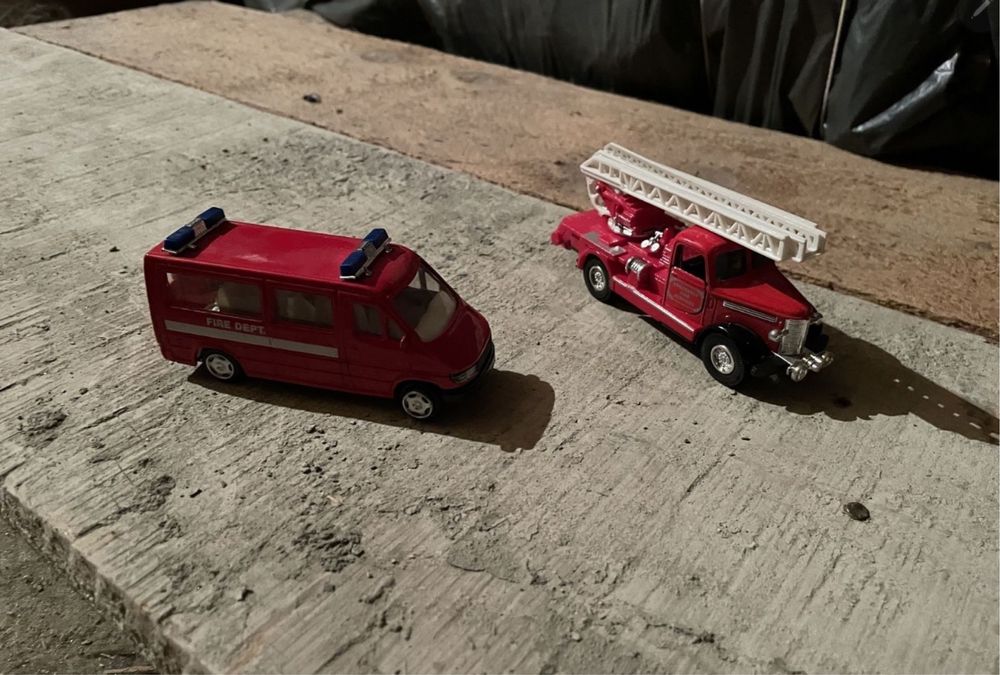 Machete auto metalice 1/43