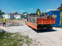 Efectuez transport basculabil:nisip,balastru,moloz, ciment,fier