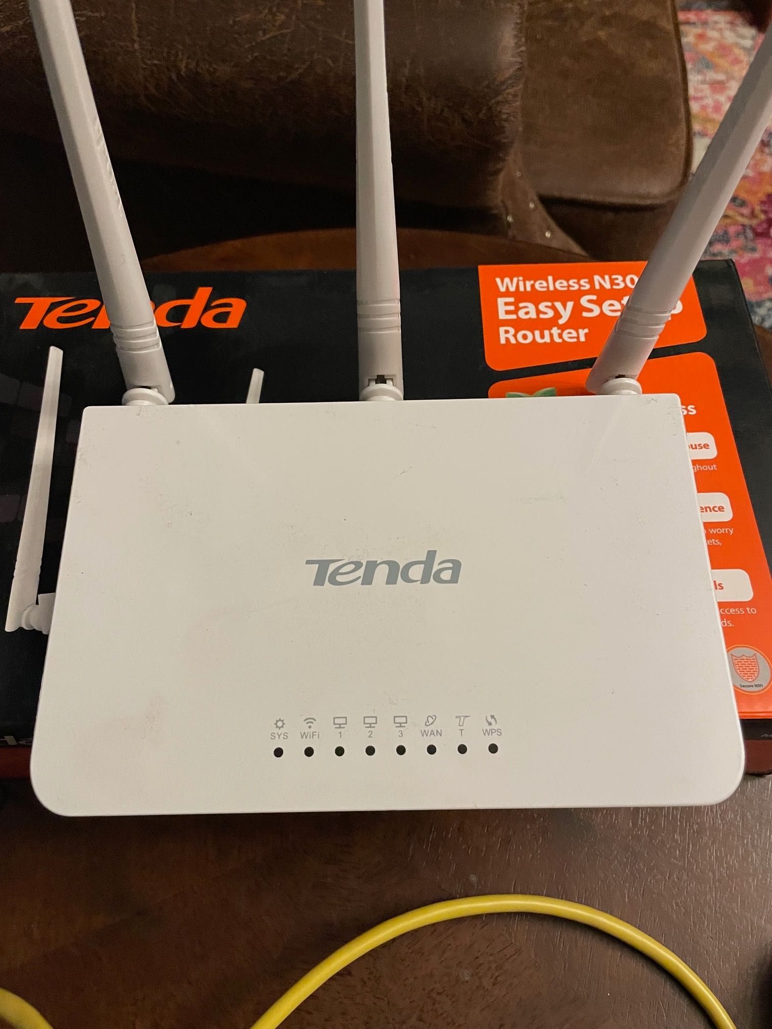 TENDA Wireless N300 Easy Setup ROUTER