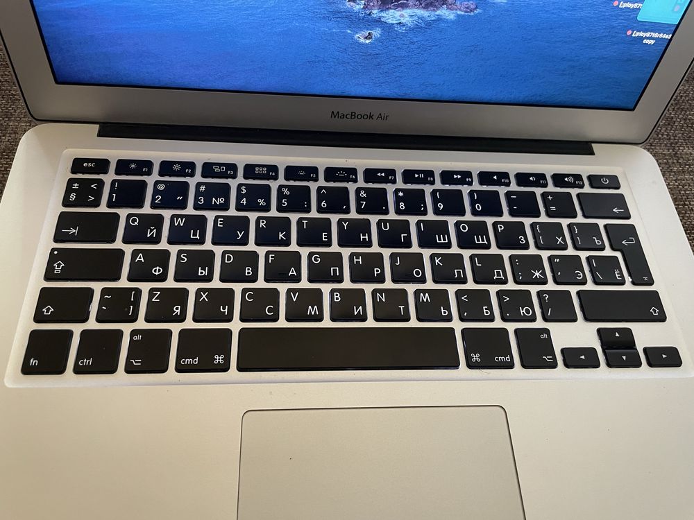 Macbook Air  MACBOOK AIR