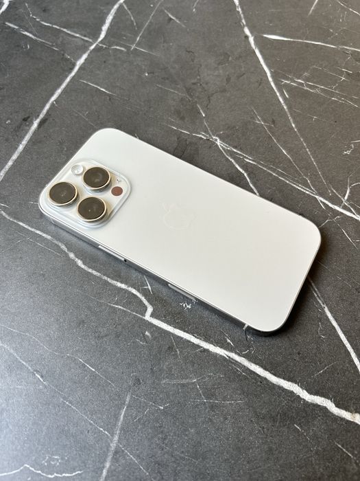 IPhone 16 Pro Natural Titanium 256GB ICLOUD