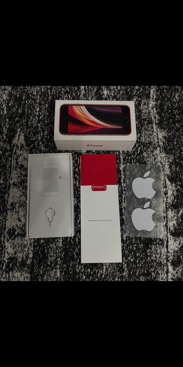 продам iPhone se 2020