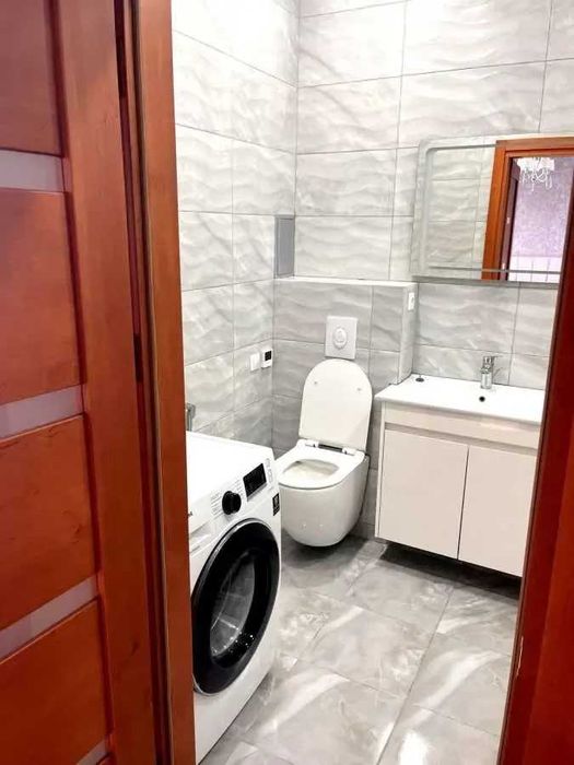 Двустаен имот в кв.Орландовци