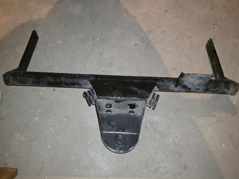 Cârlig remorcare fără mufa