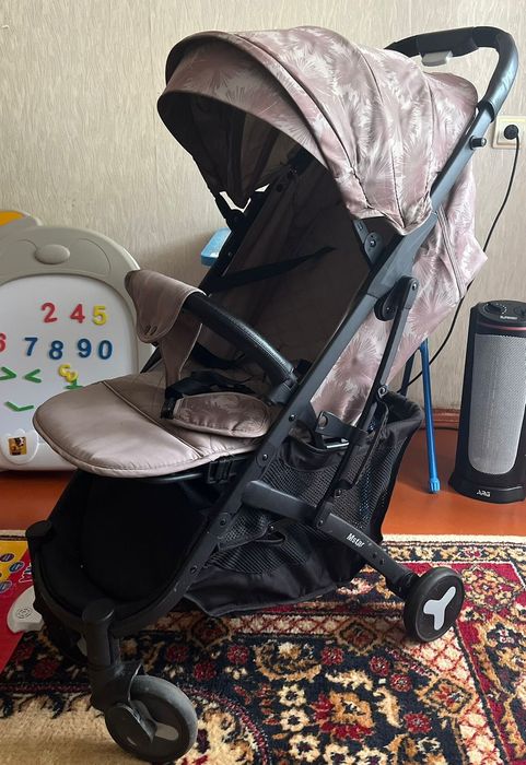 Продам коляску .