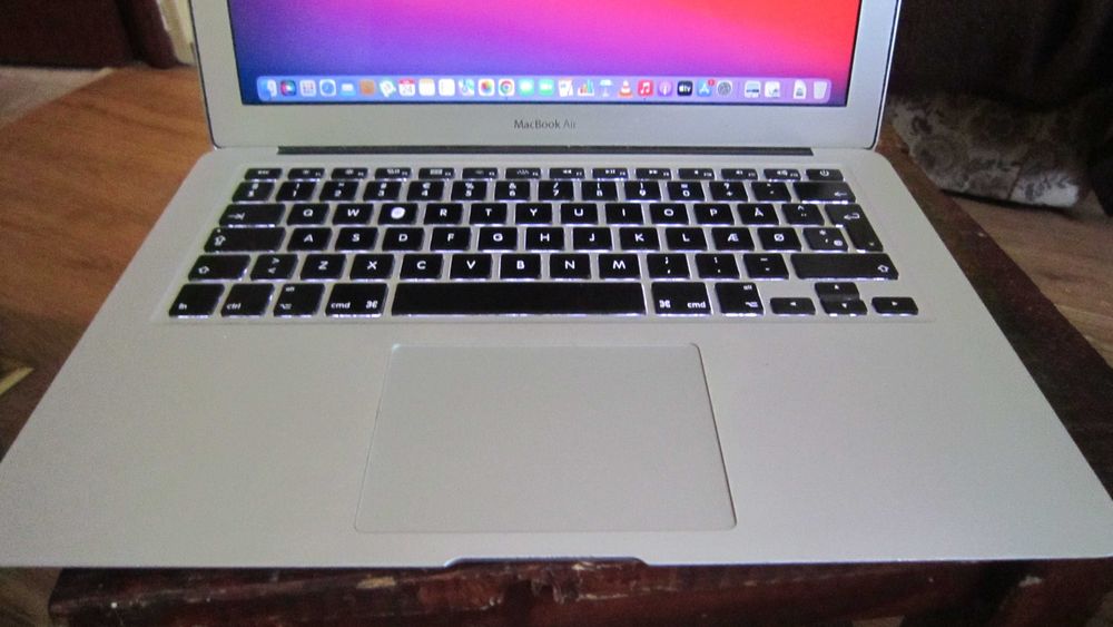 Laptop MacBook Air I5, 2015 Laptop MacBook Air , 2014