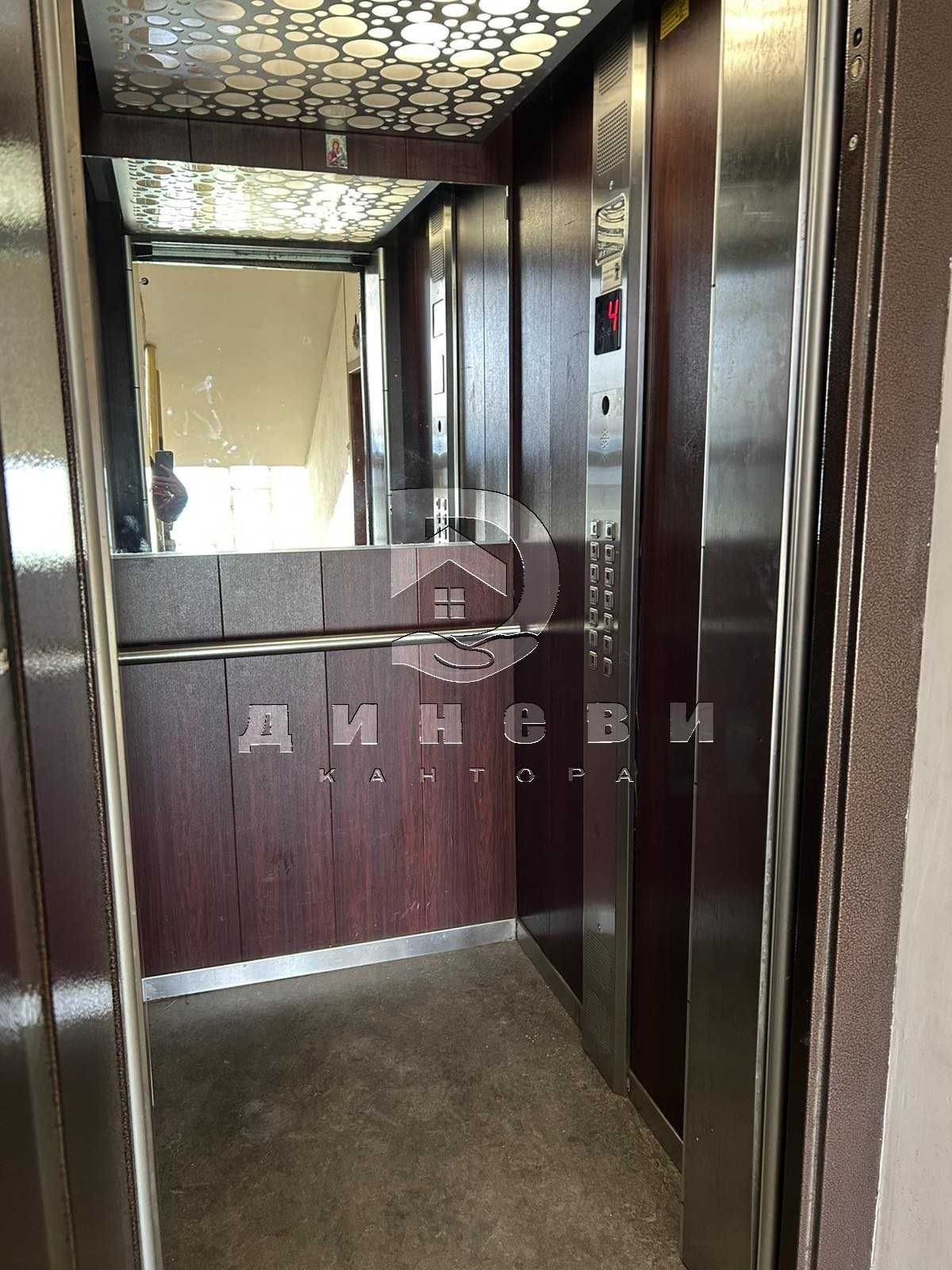 Тристаен апартамент след основен ремонт