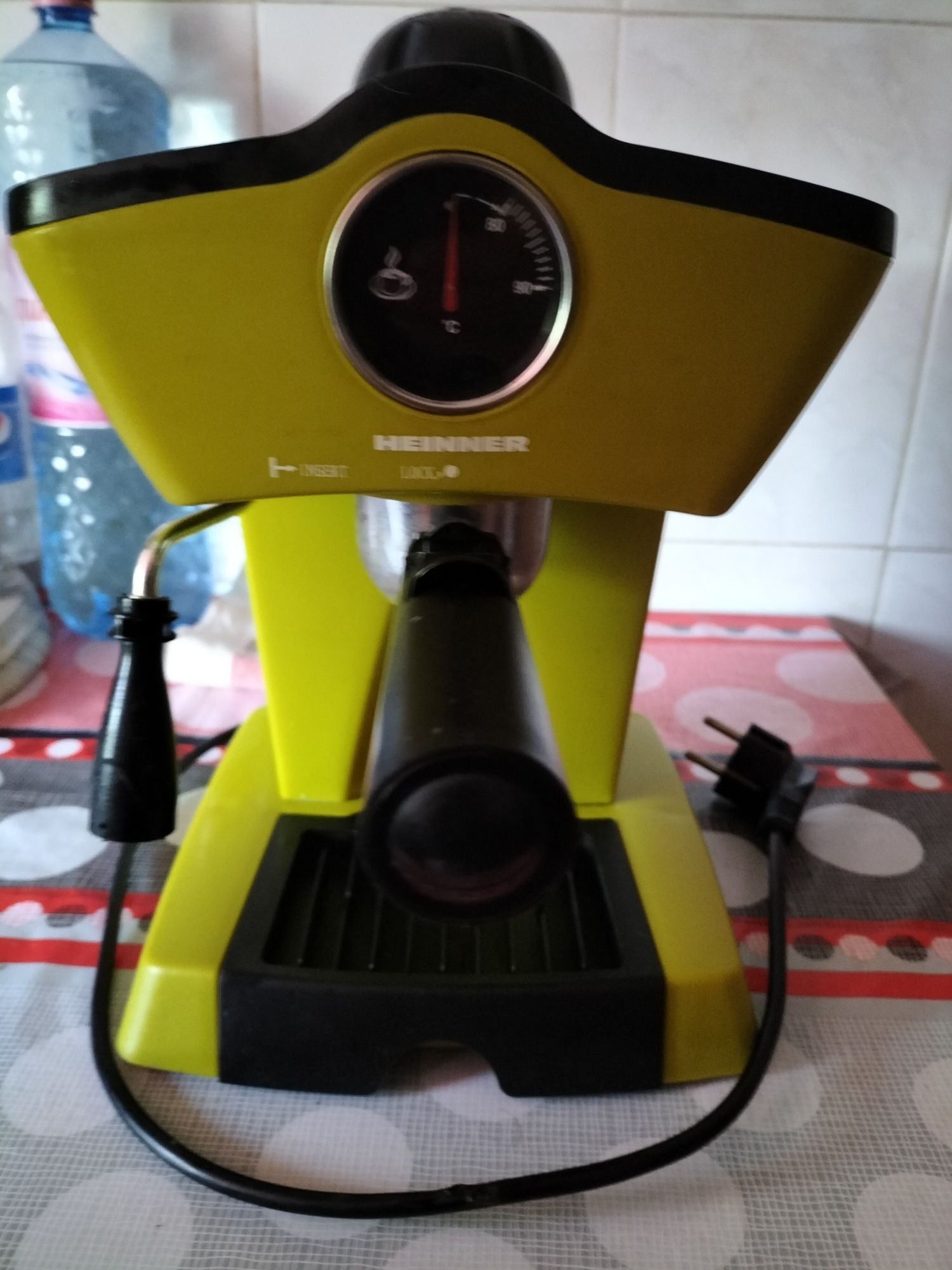 espressor  pentru cafea Heiner Charm