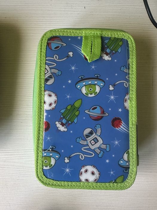 Ученически несесери