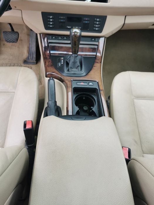 Dezmembrez bmw x5 e53 benzina 2006 facelift