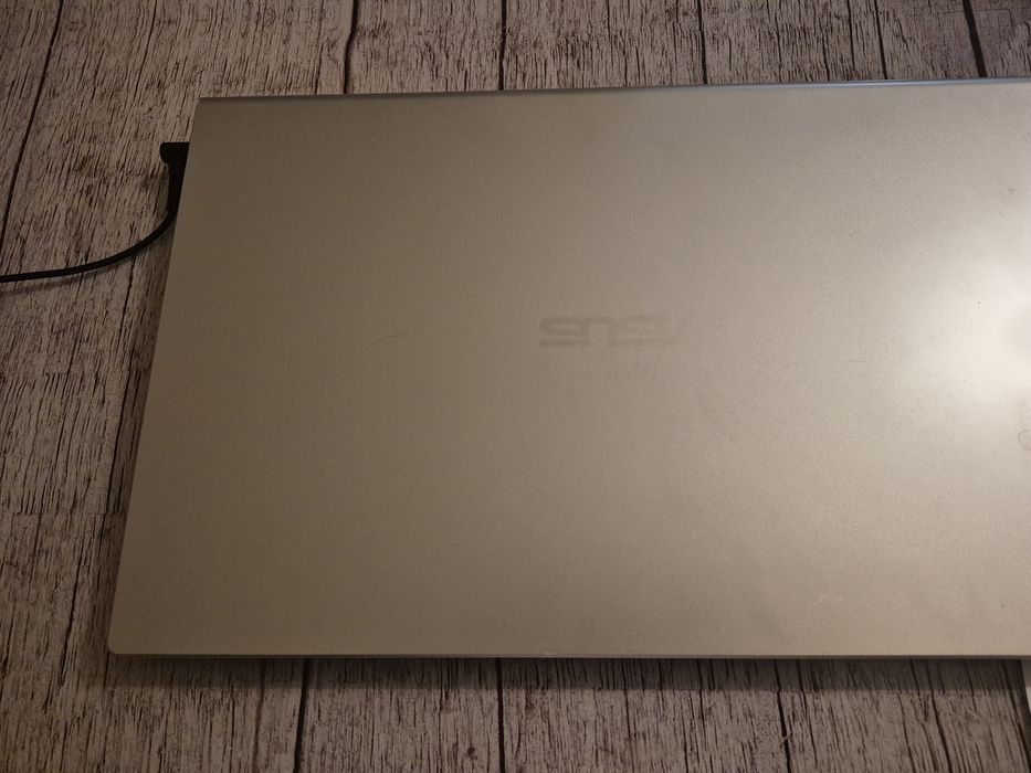 Laptop asus vivobook