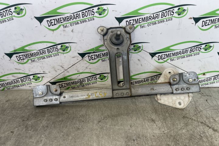 Macara geam spate stanga manuala 118490 Dacia Logan prima generatie