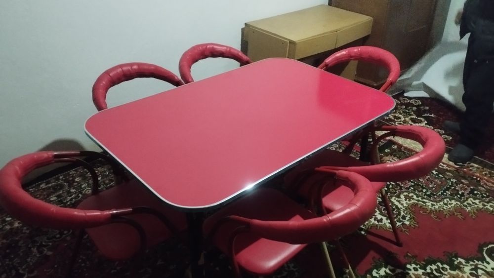 6 ta stol stuli bilan