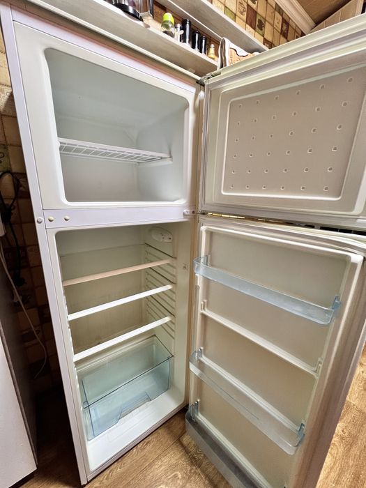 Холдильник Artel