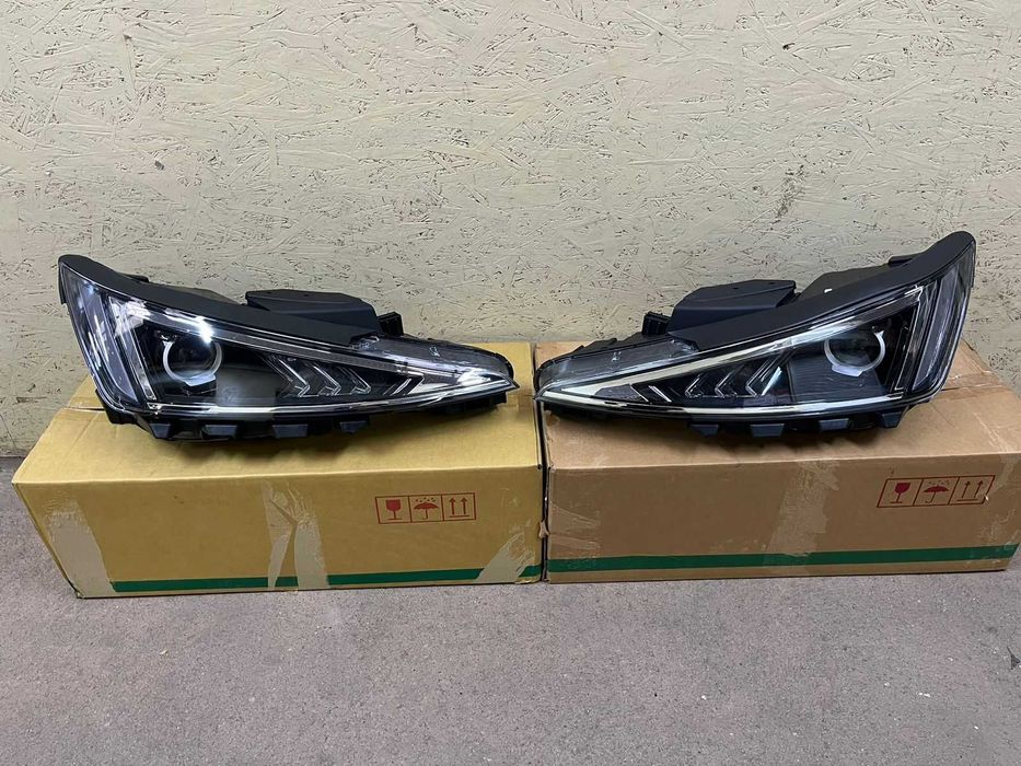 Фара на Хюндай Элантра Елантра 2018- / Hyundai Elantra 2020