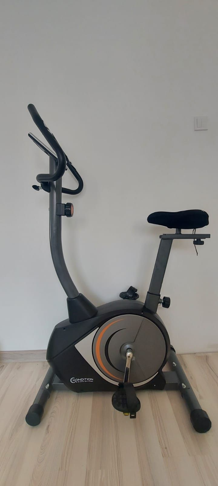 Bicicleta fitness magnetica KONDITION BMG-4100,