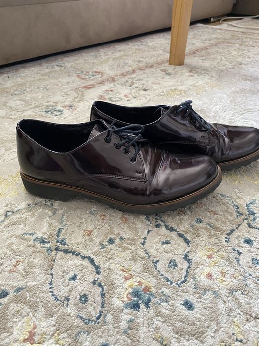 Pantofi cu şireturi LaSocki, din piele lăcuită