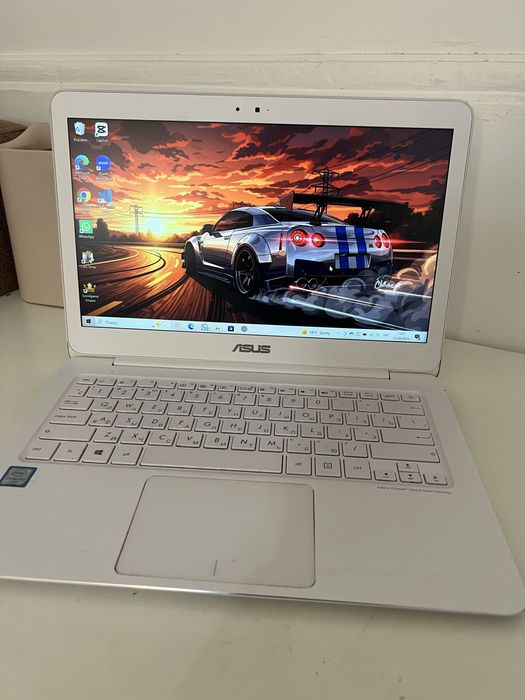 На продаже Ноутбук Asus