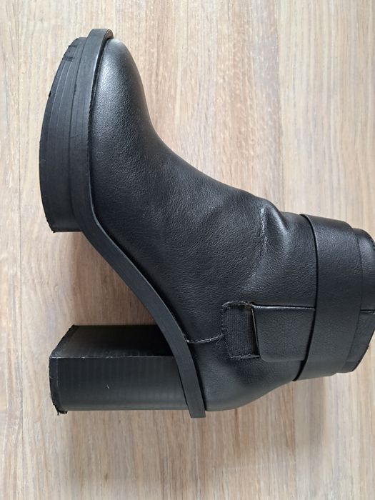 Дамски зимни боти  Pull & Bear