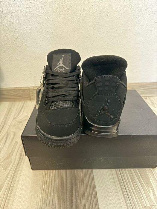 air jordan 4 black cat size 43