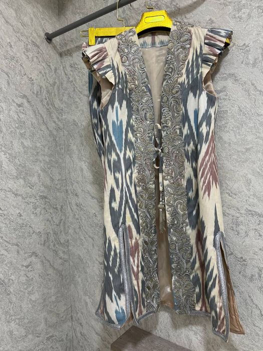 Siz xaridorlar uchun chiroylik kelincha ko’ylak