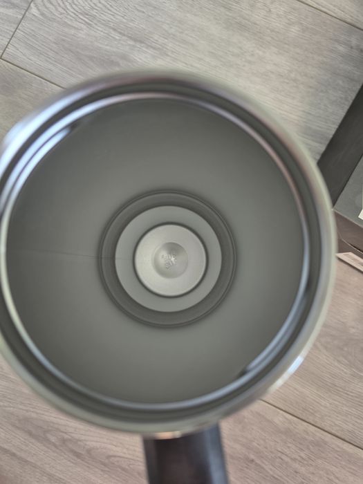 Cană termică Icedrop (nouă, sigilată)