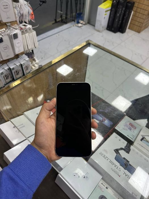 iPhone 12 max 128