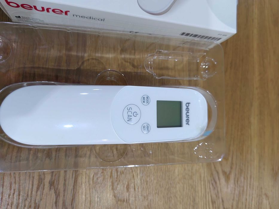 Сензорен термометър Beurer. НОВ.