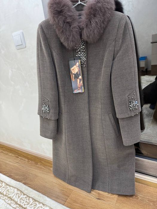 Пальто женские новые