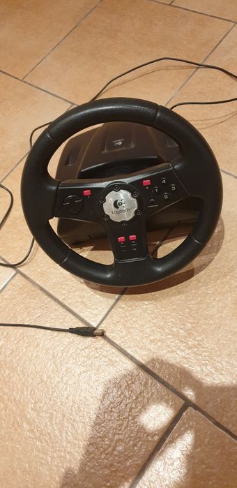 Volan Gaming Logitech Vibration Feedback