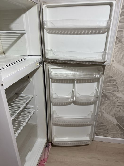 Продаю Холодильник б/у