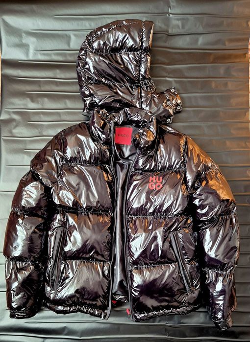 Geacă HUGO by Hugo Boss – mărime S-M