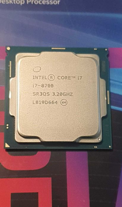 Procesor i7 8700 socket 1151 v2 + pasta termo, Garantie