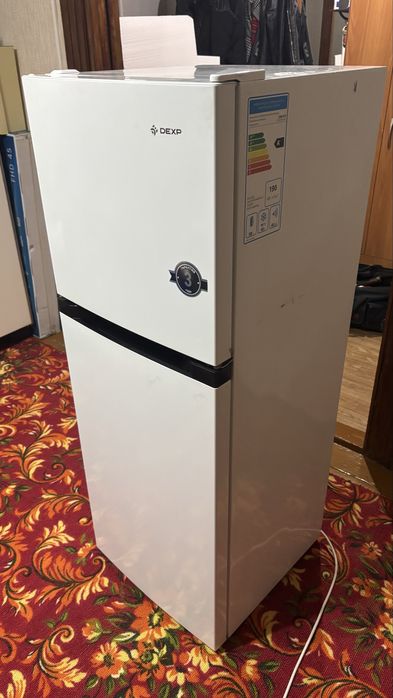 Холодильник dexp в отличном состоянии