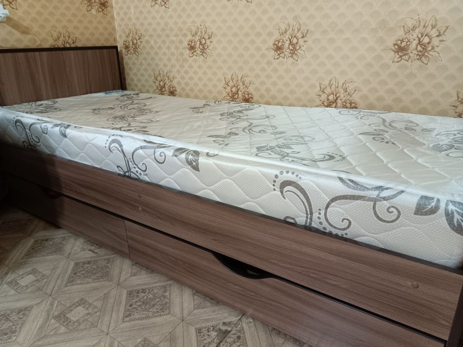 Кровать односпальная с ящиками в идеале
