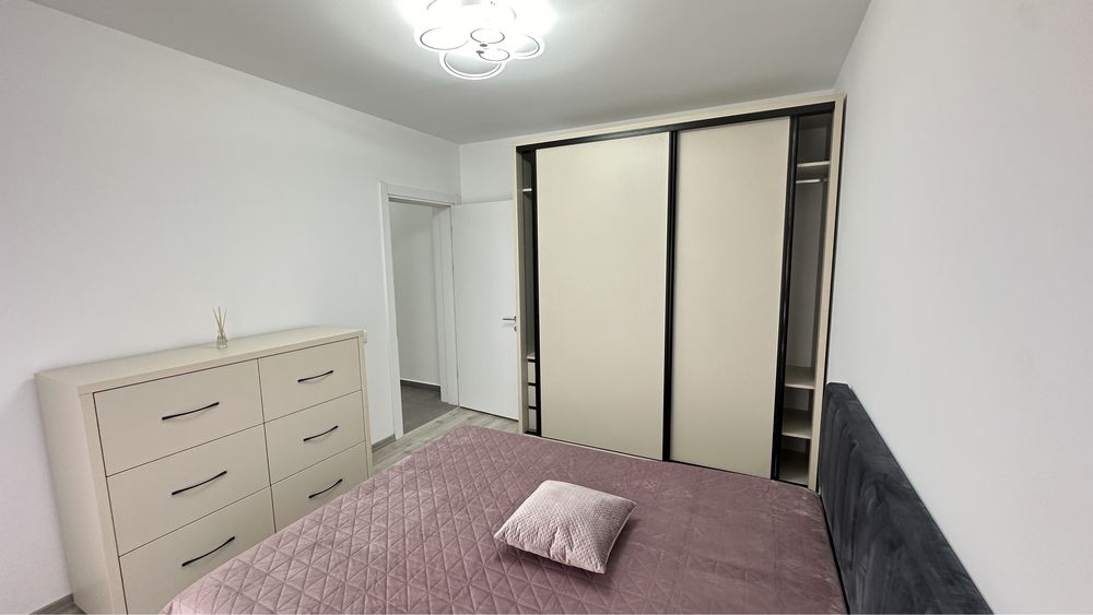 Inchiriez apartament cu 2 camere in Ghimbav Cristian