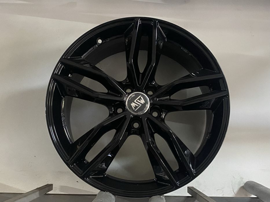 Jante 19 5x114,3 MSW(OZ) anv 255/55R19 Pirelli Winter Lexus RX