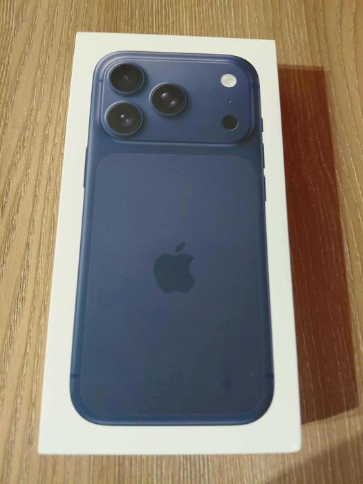 iPhone 17 Pro 256GB Deep Blue (Гаранция)