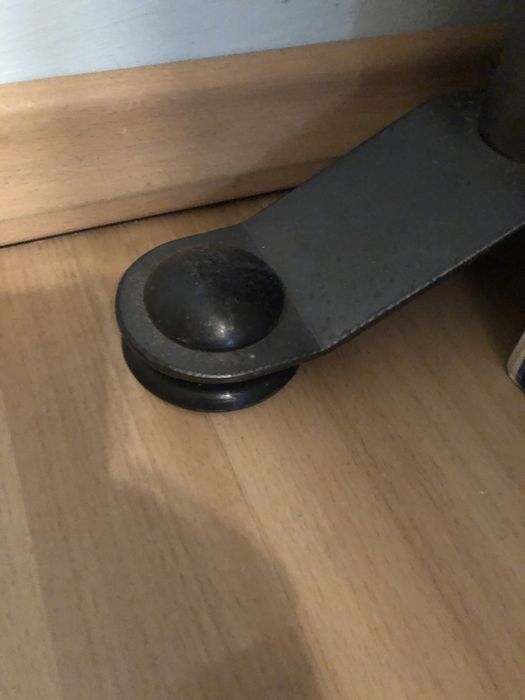 Офис, ученическо бюро