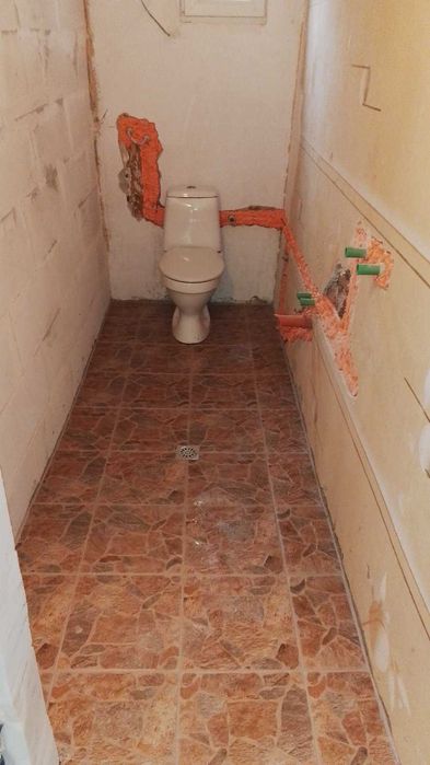 Продава къща в топ центъра на град Брацигово